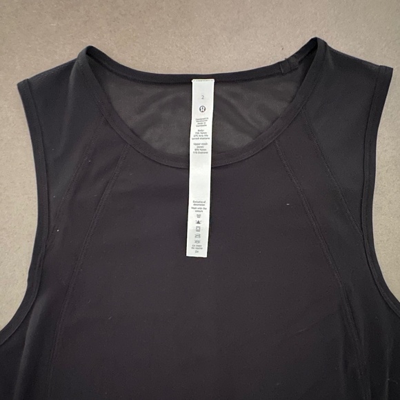 Lululemon Sculpt Tank with Back Vent - in excellent condition! - Picture 2 of 8